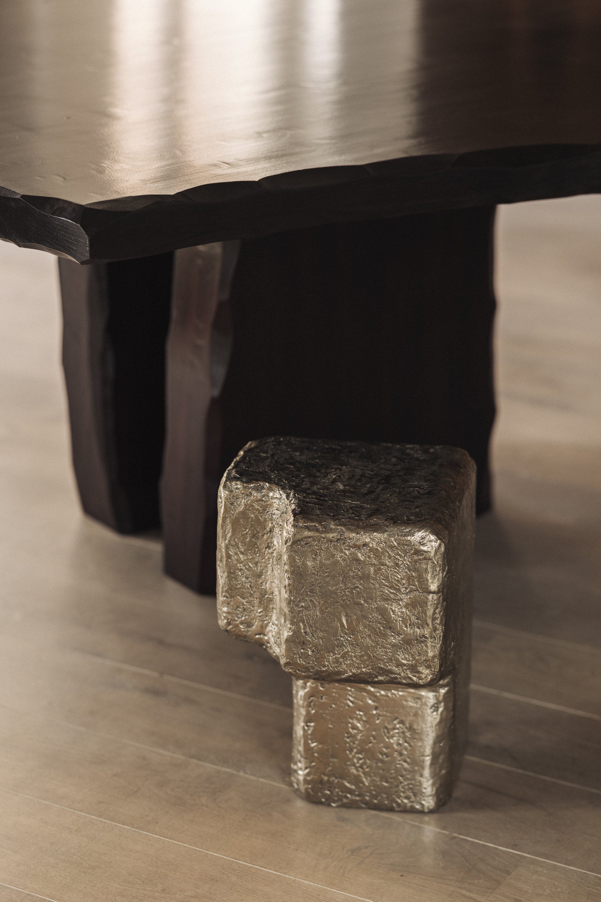 Solidified Reflections - Corner element